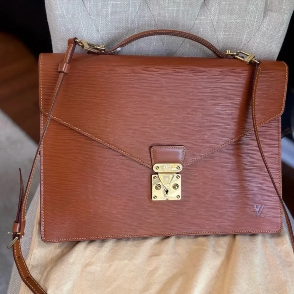 Authentic Louis Vuitton Ambassador brown leather epi briefcase with strap